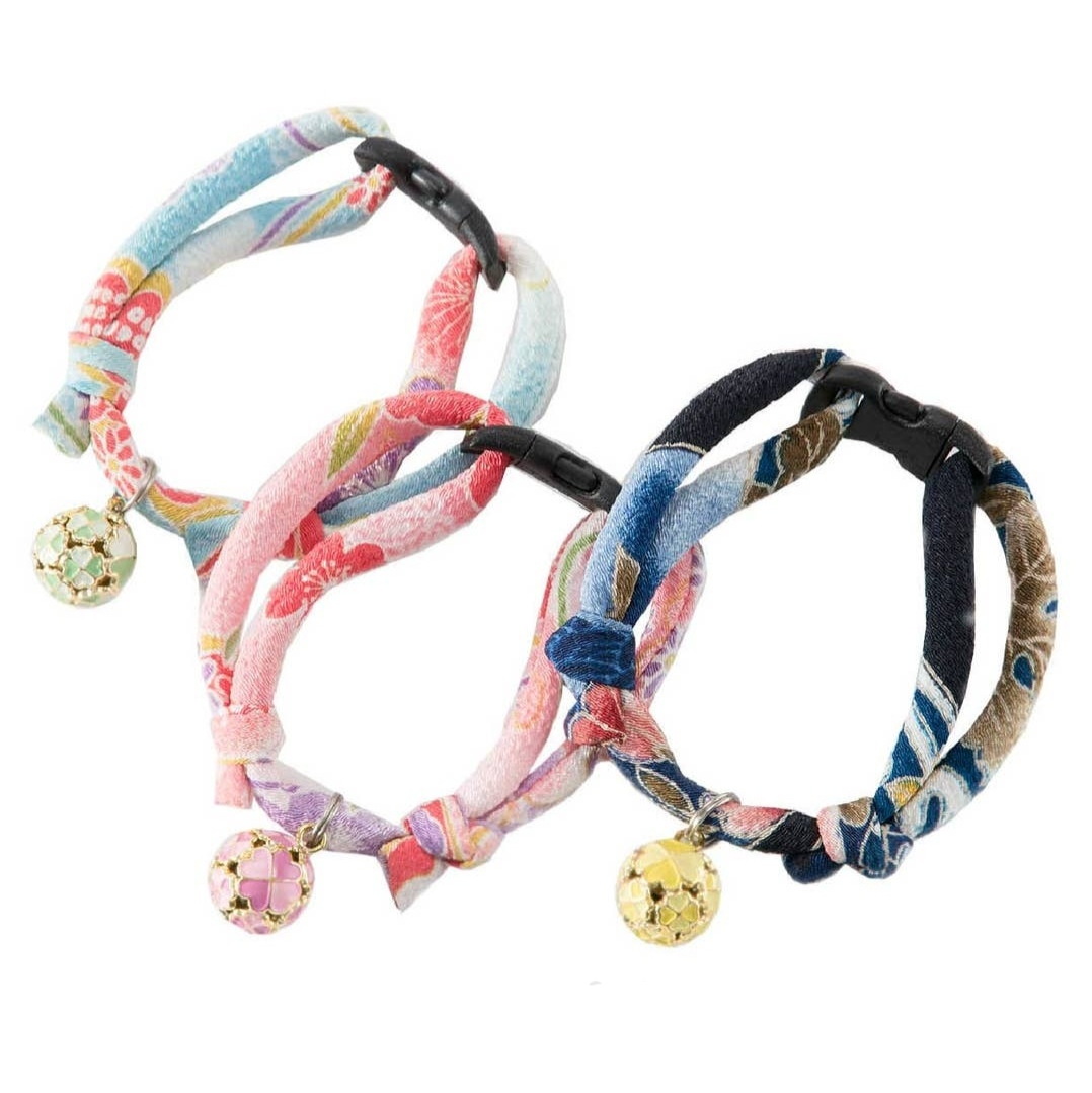 Necoichi Chirimen Cat Collar with Clover Bell